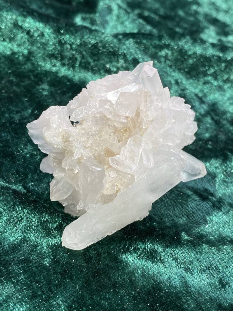 Bergkristal - edelsteen bij CrystalKoorn