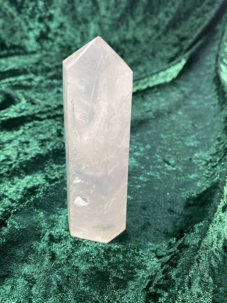 Lavendelkwarts toren - edelsteen bij CrystalKoorn